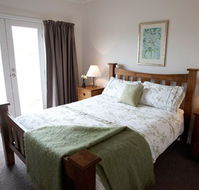 Strath Valley View Bed and Breakfast - Surfers Paradise Gold Coast