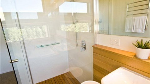 Aalborg Bright - Surfers Paradise Gold Coast 2