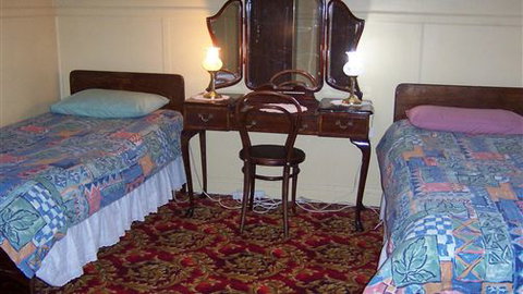 Abaco House - Surfers Paradise Gold Coast 1