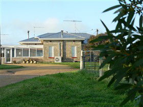 Hillocks Drive Bush Camping - Surfers Paradise Gold Coast 0