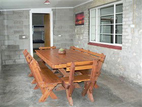 Hillocks Drive Bush Camping - Surfers Paradise Gold Coast 2