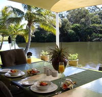 Alexander Lakeside Bed  Breakfast - Surfers Paradise Gold Coast