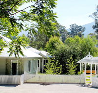 Amelina Cottages - Surfers Paradise Gold Coast