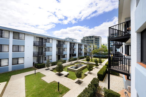 Assured Waterside Apartments - Surfers Paradise Gold Coast 0