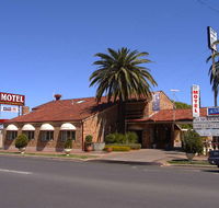 Burke  Wills Motor Inn - Surfers Paradise Gold Coast