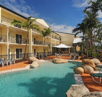 Cairns Queenslander Hotel  Apartments - Surfers Paradise Gold Coast