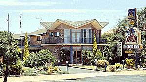 Countryman Motor Inn - Surfers Paradise Gold Coast 0