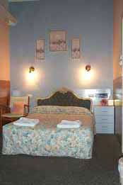 Down Town Motel - Surfers Paradise Gold Coast 0