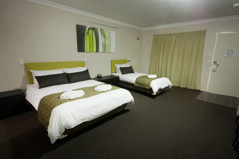 Drovers Motor Inn - Surfers Paradise Gold Coast 0
