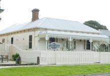 Duffs Cottage Fine Accommodation - Surfers Paradise Gold Coast 2