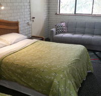 Holland Park Motel - Surfers Paradise Gold Coast