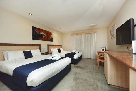 Ibis Styles Canberra - Surfers Paradise Gold Coast 3