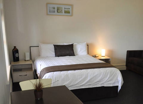 Kangaroo Island Seafront - Surfers Paradise Gold Coast 1