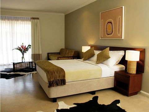 Kimberley Grande - Surfers Paradise Gold Coast 0