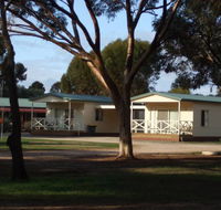 Laura Community Caravan Park - Surfers Paradise Gold Coast