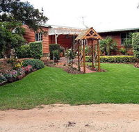 Mulanah Gardens BB Cottages/Wedding Venue - Surfers Paradise Gold Coast