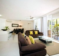 Noosa Tropicana - Surfers Paradise Gold Coast