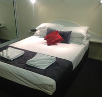 Parkside Motel  Licensed Restaurant - Surfers Paradise Gold Coast