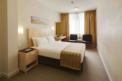 Quality Hotel Ambassador Perth - Surfers Paradise Gold Coast 6