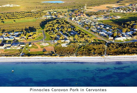 Pinnacles Holiday Park - Surfers Paradise Gold Coast 2