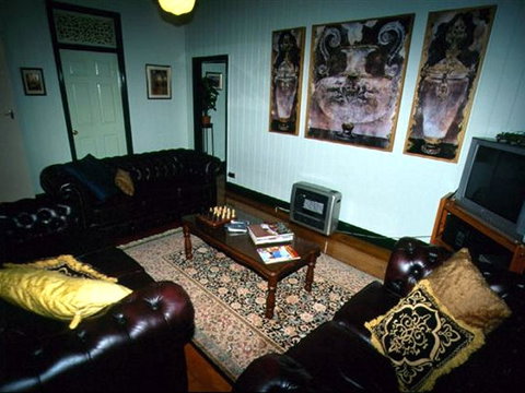 Pitstop Lodge Guesthouse And B&B - Surfers Paradise Gold Coast 3