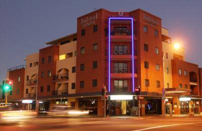 Quality Suites Boulevard On Beaumont Hotel - Surfers Paradise Gold Coast 2