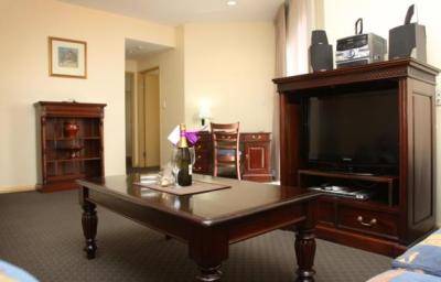 Quality Suites Boulevard On Beaumont Hotel - Surfers Paradise Gold Coast 3