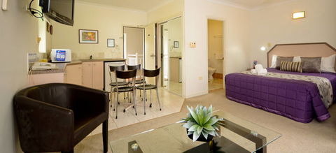 Reef Palms - Surfers Paradise Gold Coast 3