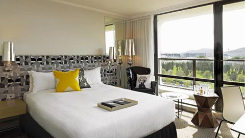 QT Canberra - Surfers Paradise Gold Coast 11