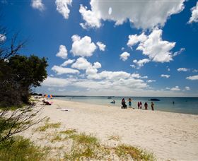 Mornington Peninsula Foreshore Camping - Surfers Paradise Gold Coast 0