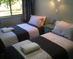 Tin Shack - Surfers Paradise Gold Coast 0