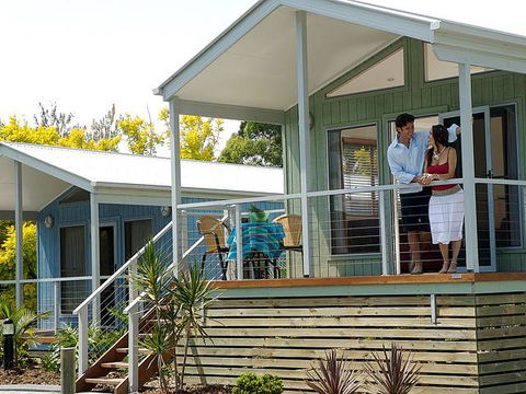 Shoal Bay Holiday Park - Surfers Paradise Gold Coast 2