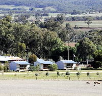 Stone Hut Cottages - Surfers Paradise Gold Coast