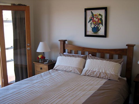 Strath Valley View B And B - Surfers Paradise Gold Coast 2
