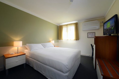 Sullivans Hotel - Surfers Paradise Gold Coast 5