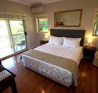The Acreage B  B - Surfers Paradise Gold Coast