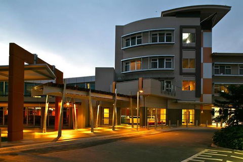 The Colmslie Hotel Suites & Conference Centre - Surfers Paradise Gold Coast 4