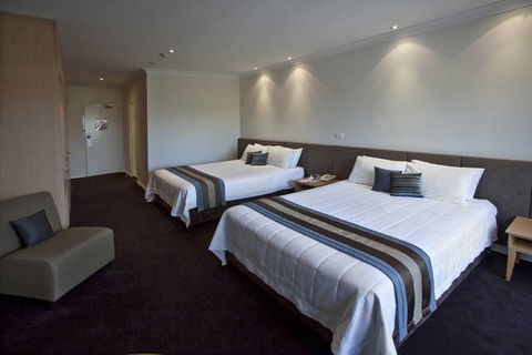 The Executive Inn, Newcastle - Surfers Paradise Gold Coast 0
