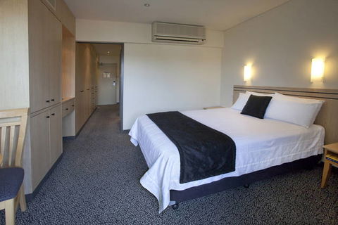 The Executive Inn, Newcastle - Surfers Paradise Gold Coast 8
