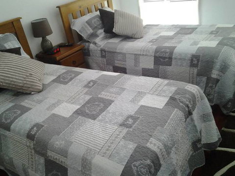 The Pommy Tree Bed & Breakfast - Surfers Paradise Gold Coast 1