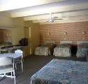 Spanish Lantern Motor Inn Parkes - Surfers Paradise Gold Coast