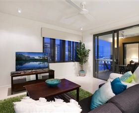 Darwin Holiday Apartments - Surfers Paradise Gold Coast 1