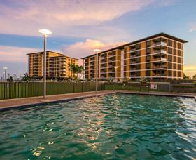 Darwin Holiday Apartments - Surfers Paradise Gold Coast 2