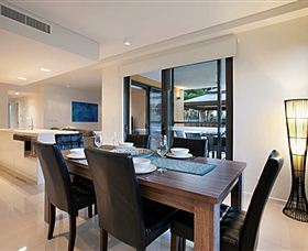 Darwin Holiday Apartments - Surfers Paradise Gold Coast 4
