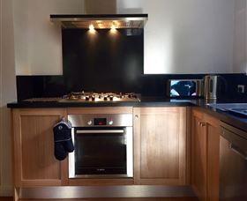 Lemon Peel House - Surfers Paradise Gold Coast 5