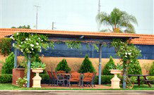 Outback Motor Inn - Nyngan - Surfers Paradise Gold Coast 1