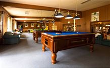 Snowy Mountains Motel - Adaminaby - Surfers Paradise Gold Coast 1
