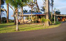 Tabourie Lake Motor Inn - Tabourie Lake - Surfers Paradise Gold Coast 0