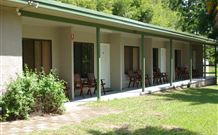 The Bushranger Hideaway - Surfers Paradise Gold Coast 2