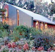Clarendon Chalets - Surfers Paradise Gold Coast